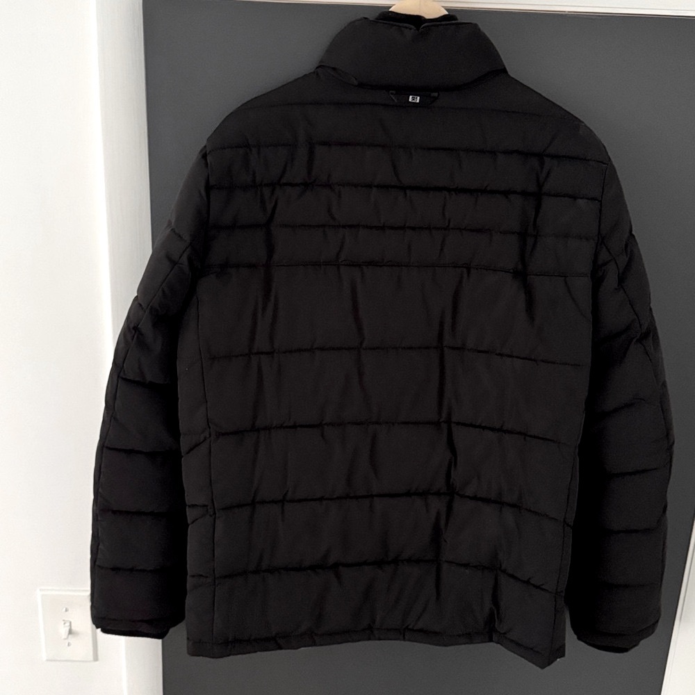 EXCELLENT CONDITION - Calvin Klein Men’s Black Puffer Jacket Sz M - Picture 2 of 9